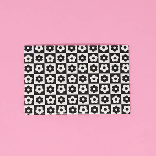 Checkered Flower Magnet